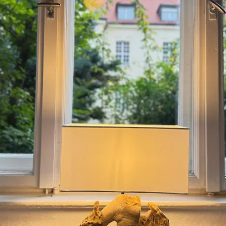 Апартаменты Exklusives Designer-apartment In Altbogenhausen Hochwertige Ausstattung Fuer Hoechste Ansprueche *