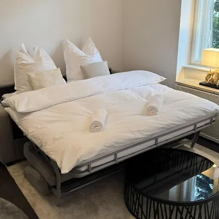 Appartement Exklusives Designer-apartment In Altbogenhausen Hochwertige Ausstattung Fuer Hoechste Ansprueche