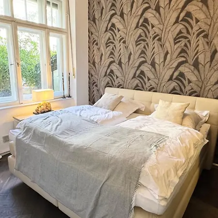 Apartment Exklusives Designer-apartment In Altbogenhausen Hochwertige Ausstattung Fuer Hoechste Ansprueche München