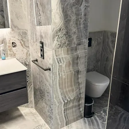 Exklusives Designer-apartment In Altbogenhausen Hochwertige Ausstattung Fuer Hoechste Ansprueche Apartment München