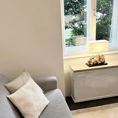 Apartment Exklusives Designer-apartment In Altbogenhausen Hochwertige Ausstattung Fuer Hoechste Ansprueche München