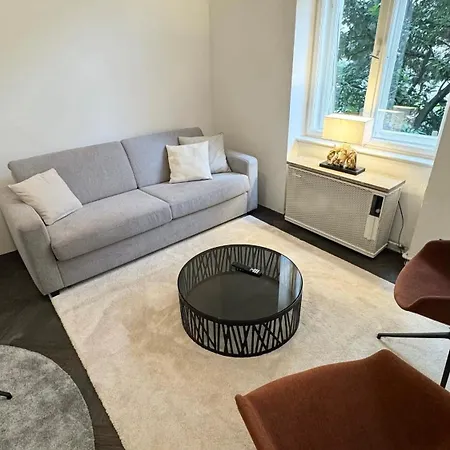 Exklusives Designer-apartment In Altbogenhausen Hochwertige Ausstattung Fuer Hoechste Ansprueche München