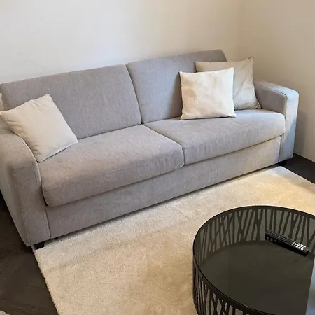 Exklusives Designer-apartment In Altbogenhausen Hochwertige Ausstattung Fuer Hoechste Ansprueche *
